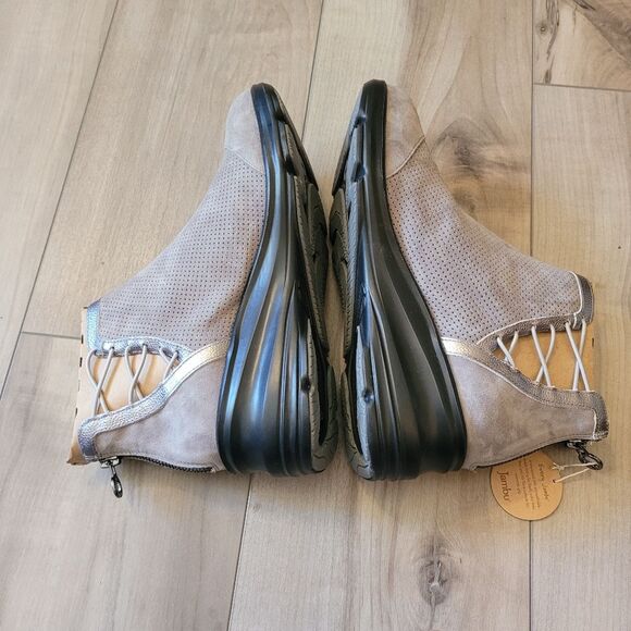 Jambu Women's Booties - Picture 4 of 6